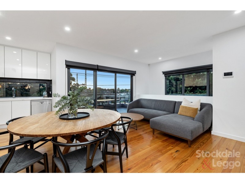 1/232 Waterloo Road, Oak Park VIC 3046