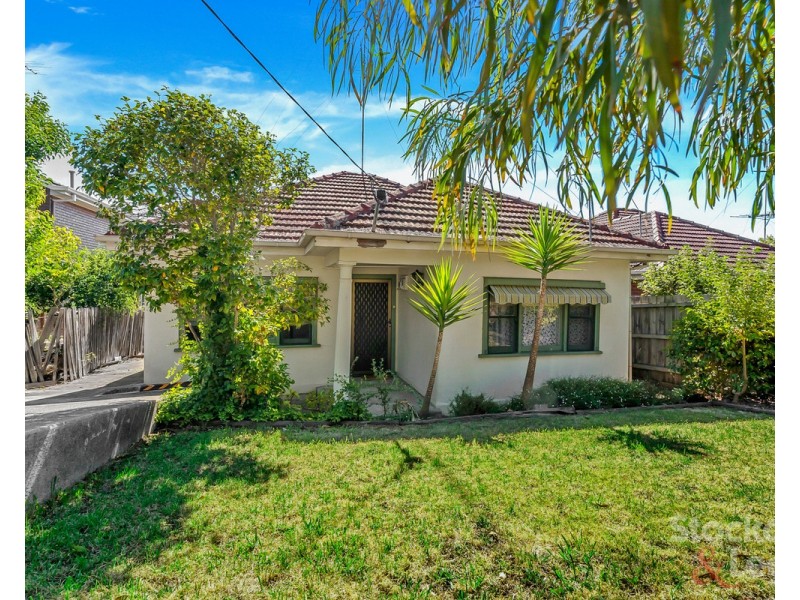 3 Dickens Street, Pascoe Vale South VIC 3044
