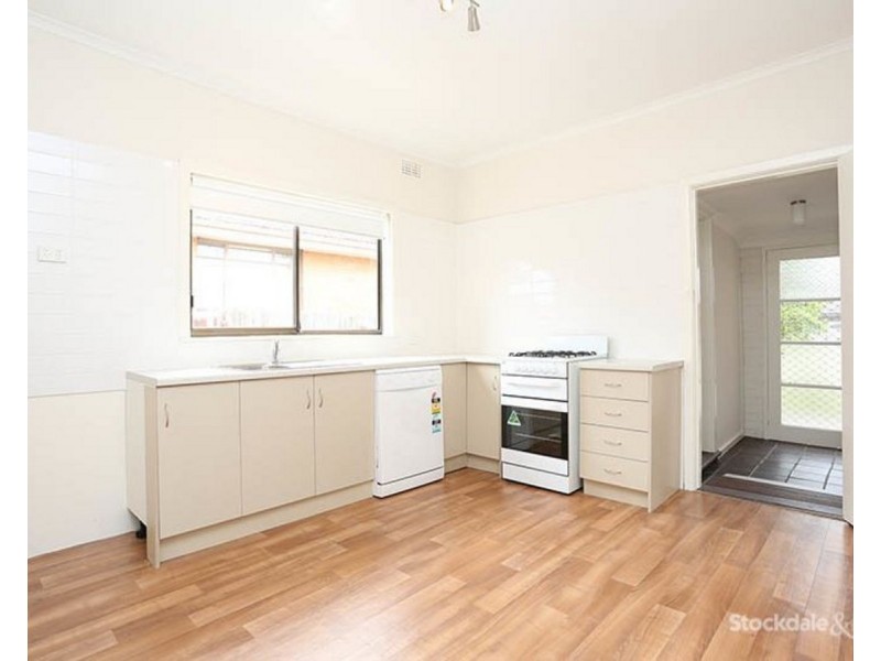 10 Cosmos Street, Glenroy VIC 3046