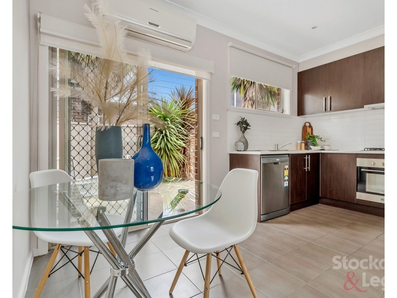 2/49 Melbourne Avenue, Glenroy VIC 3046