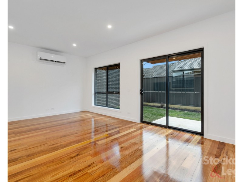 2/73 Hubert Avenue, Glenroy VIC 3046