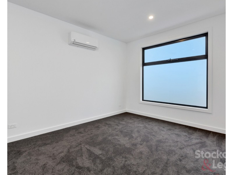 2/73 Hubert Avenue, Glenroy VIC 3046