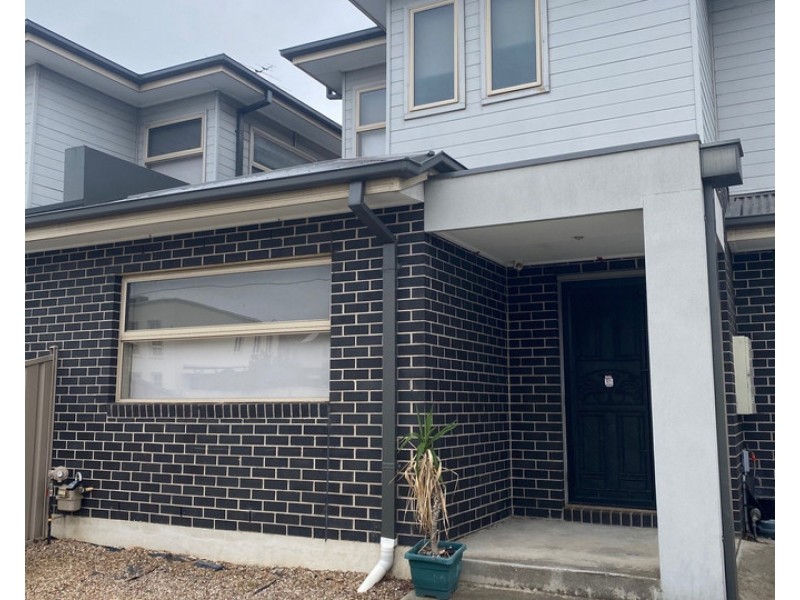 2/114 Hilton Street, Glenroy VIC 3046