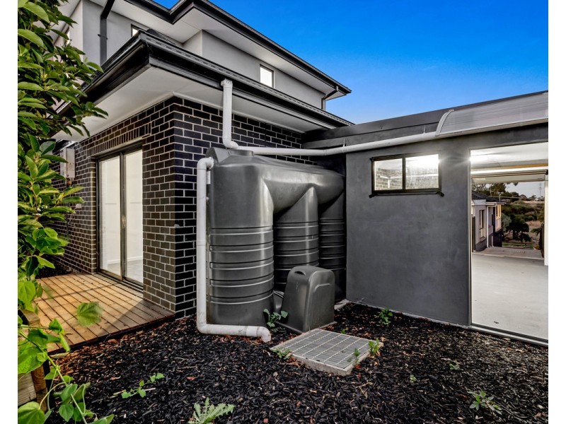 2/117 John Street, Glenroy VIC 3046