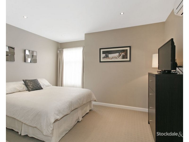 1/10 Leonard Avenue, Glenroy VIC 3046