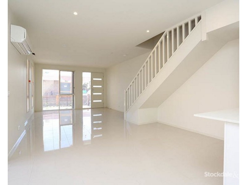 1/19 Geum Street, Hadfield VIC 3046
