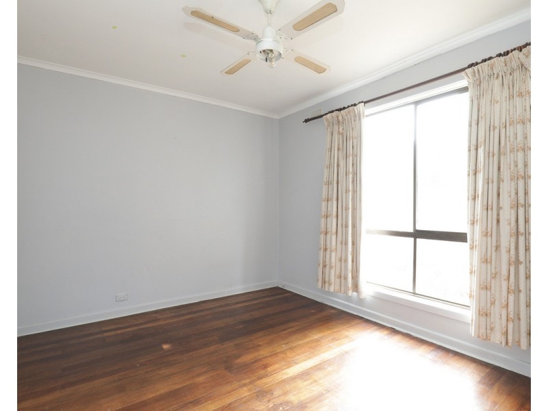 1 Biltris Court, Jacana VIC 3047