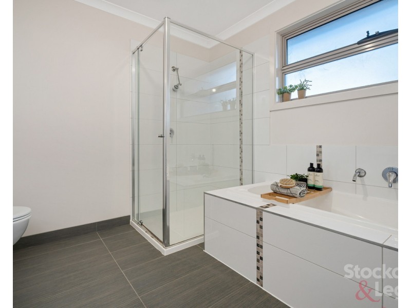 2/68 Glenroy Road, Glenroy VIC 3046