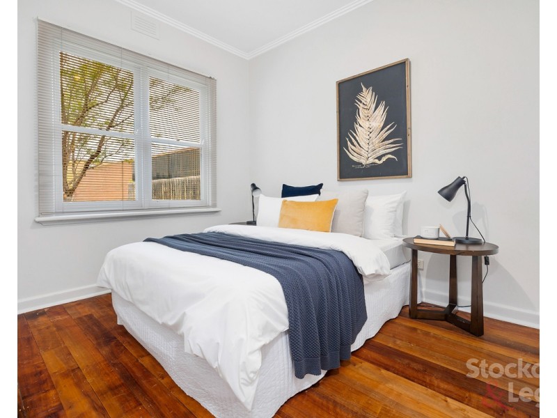 10 Dickinson Street, Hadfield VIC 3046