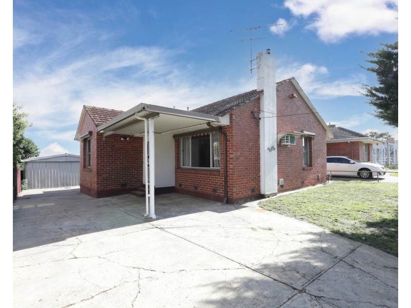 139 Sunset Boulevard, Jacana VIC 3047
