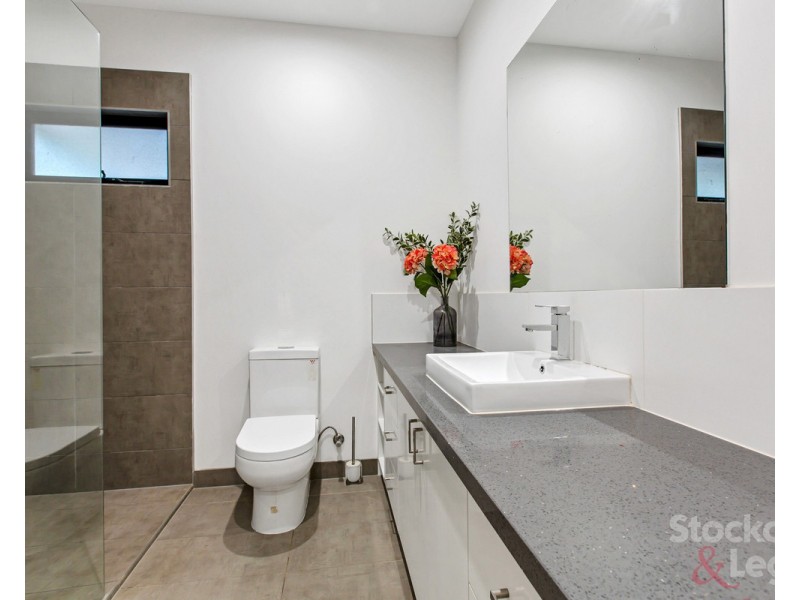 2/10 Caldwell Street, Glenroy VIC 3046