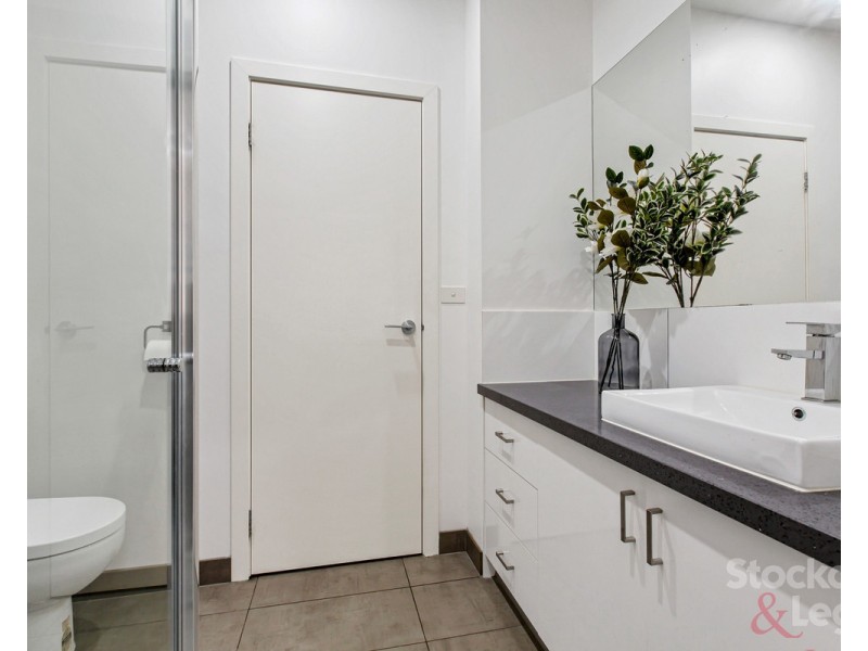 2/10 Caldwell Street, Glenroy VIC 3046