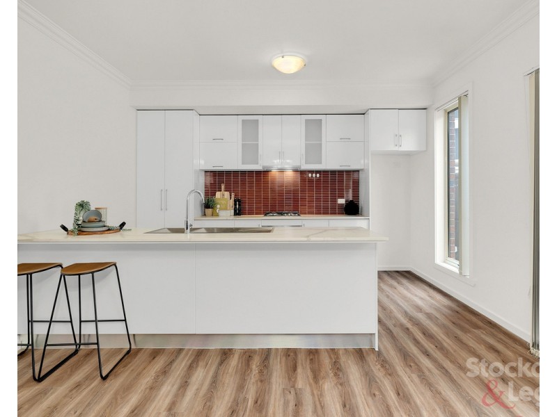 2B Strachan Street, Oak Park VIC 3046