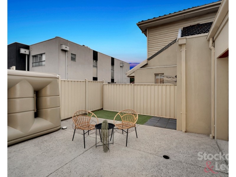 2B Strachan Street, Oak Park VIC 3046