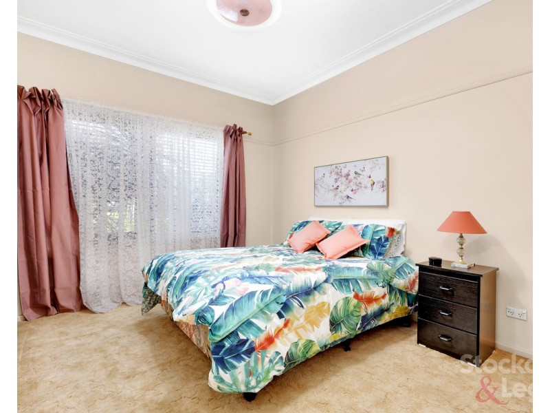 4 Melbourne Avenue, Glenroy VIC 3046