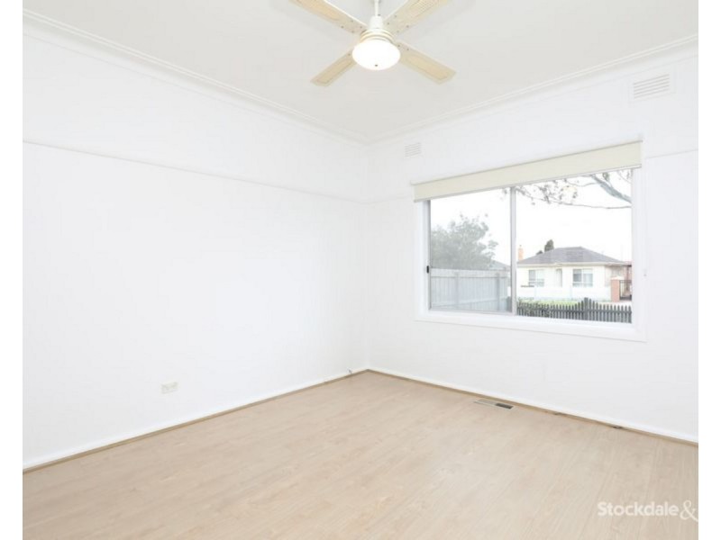 12 Melbourne Avenue, Glenroy VIC 3046