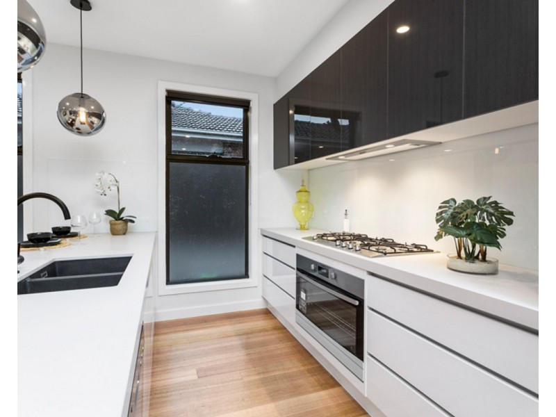 1/54 Winifred Street, Oak Park VIC 3046