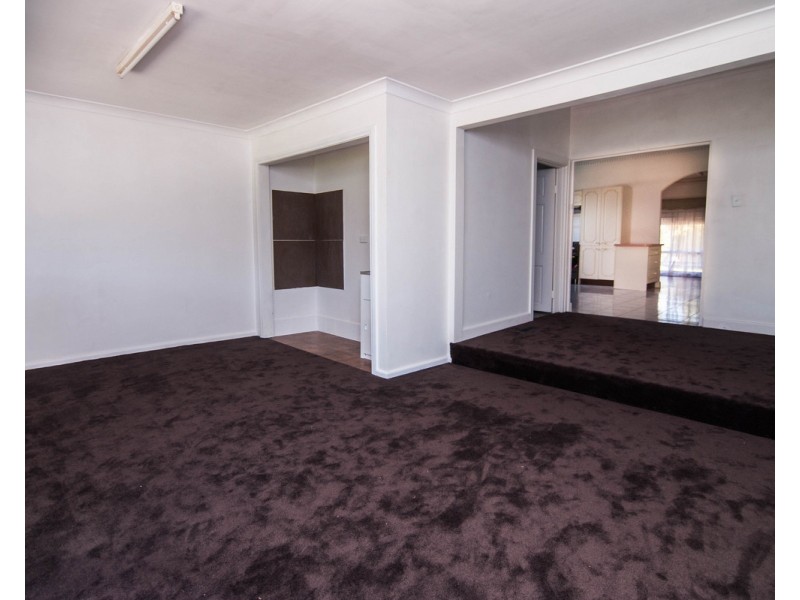 24 Justin Avenue, Glenroy VIC 3046