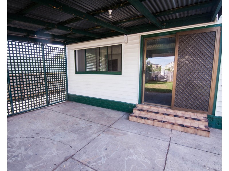 24 Justin Avenue, Glenroy VIC 3046