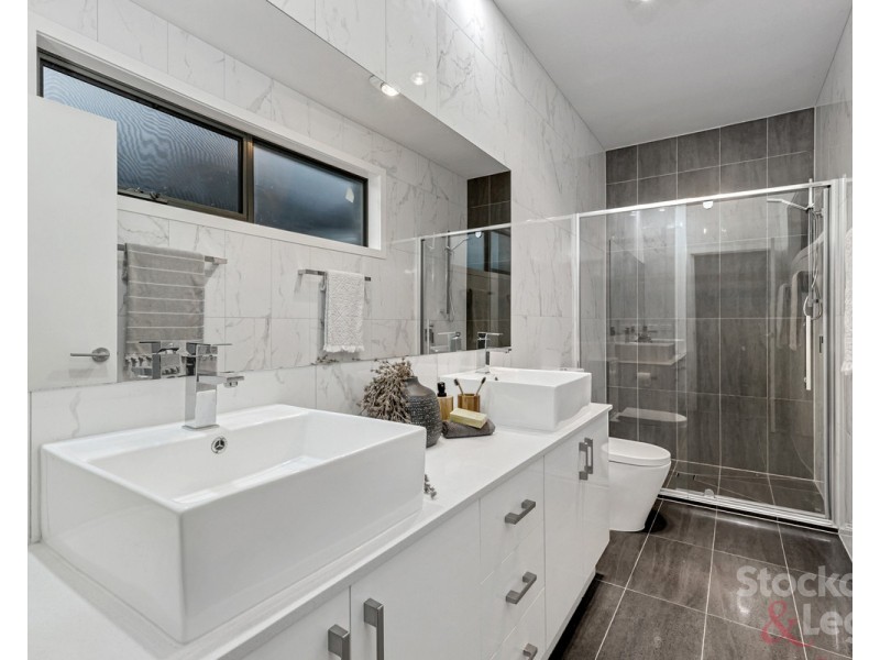 2/49 Valencia Street, Glenroy VIC 3046