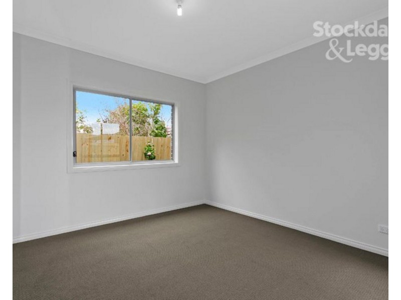 2/28 View Street, Glenroy VIC 3046