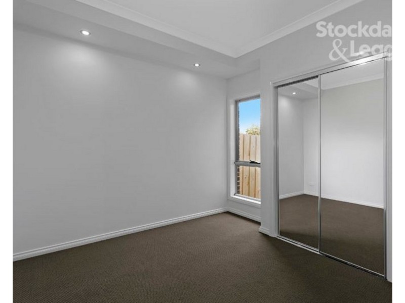 2/28 View Street, Glenroy VIC 3046