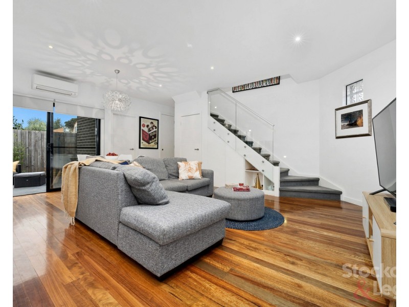 2/46 Augustine Terrace, Glenroy VIC 3046