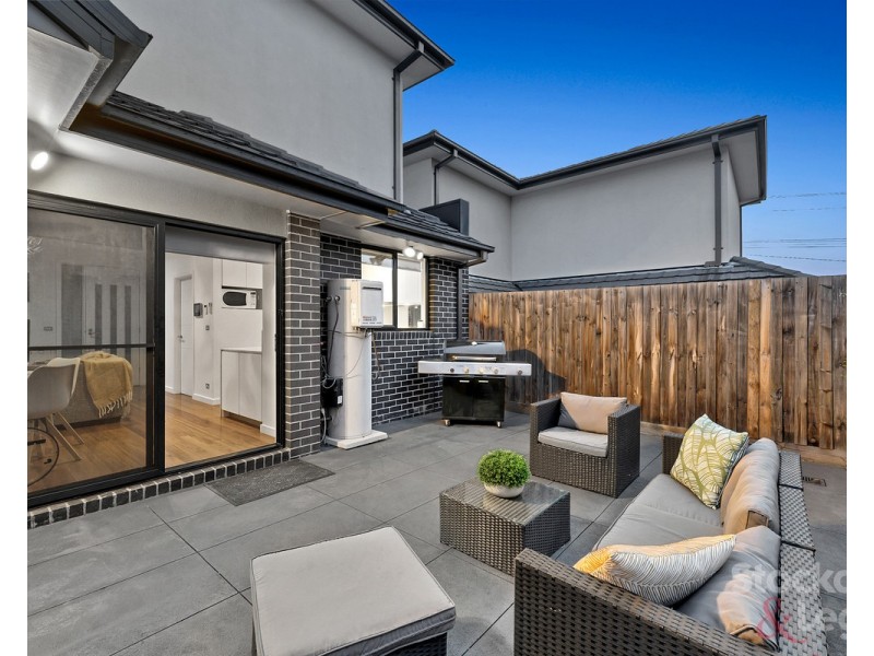 2/46 Augustine Terrace, Glenroy VIC 3046