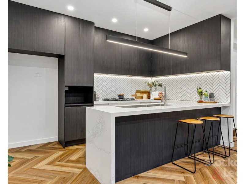 2/48 Domain Street, Hadfield VIC 3046