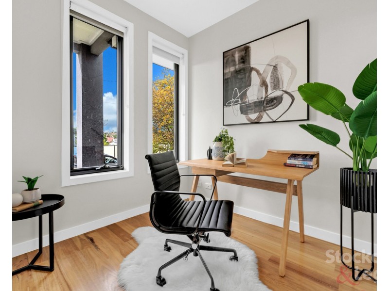 61 Xavier Street, Oak Park VIC 3046