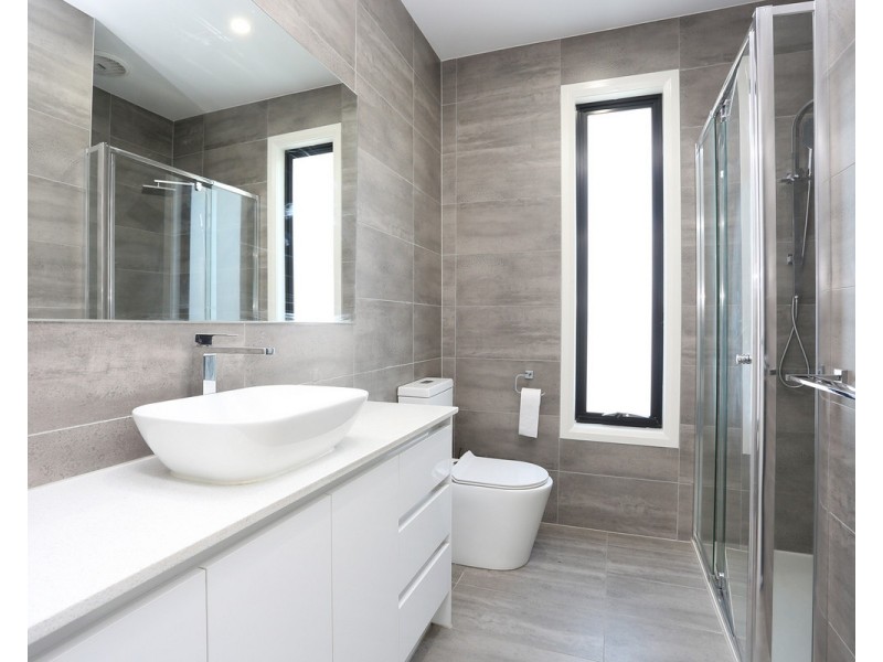 2/42 Hubert Avenue, Glenroy VIC 3046