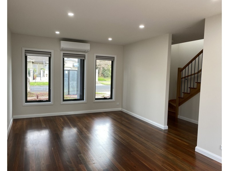 1/24 Maude Avenue, Glenroy VIC 3046