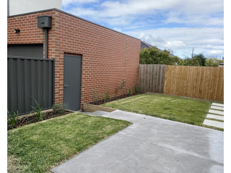 1/24 Maude Avenue, Glenroy VIC 3046
