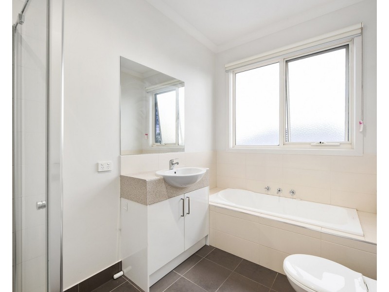 222 West Street, Glenroy VIC 3046