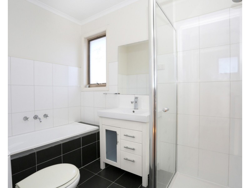 2/19 Hartington Street, Glenroy VIC 3046