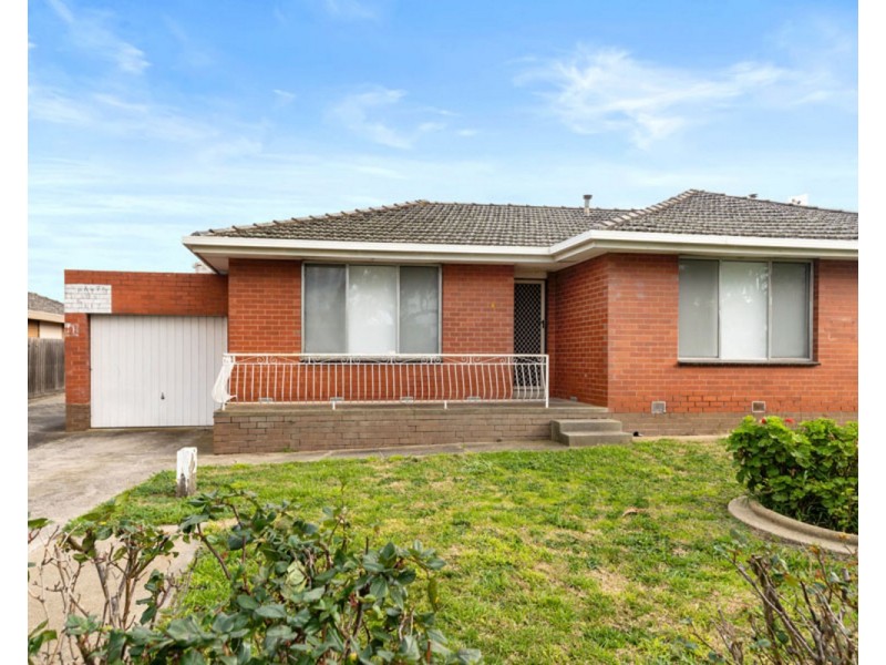 1-6/11-13 Logan Street, Glenroy VIC 3046