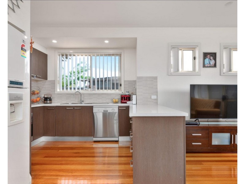 3/15 Papworth Place, Meadow Heights VIC 3048