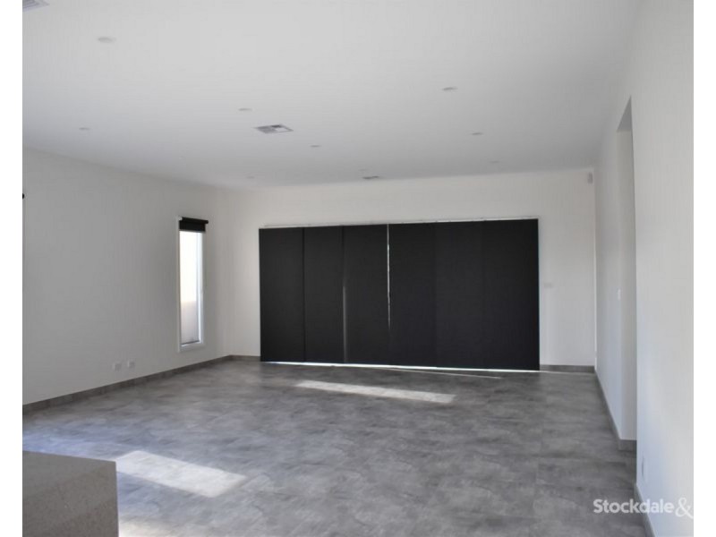 47 Harfield Avenue, Mickleham VIC 3064