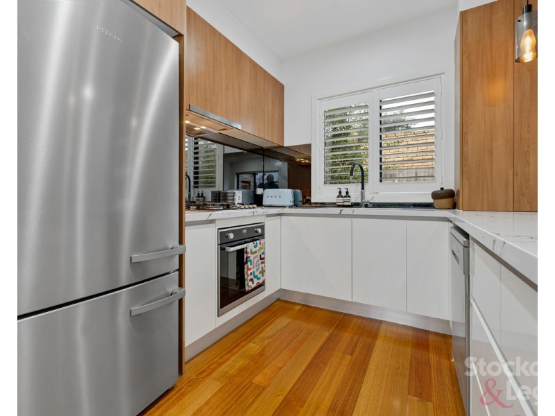 2/20A Apsley Street, Glenroy VIC 3046