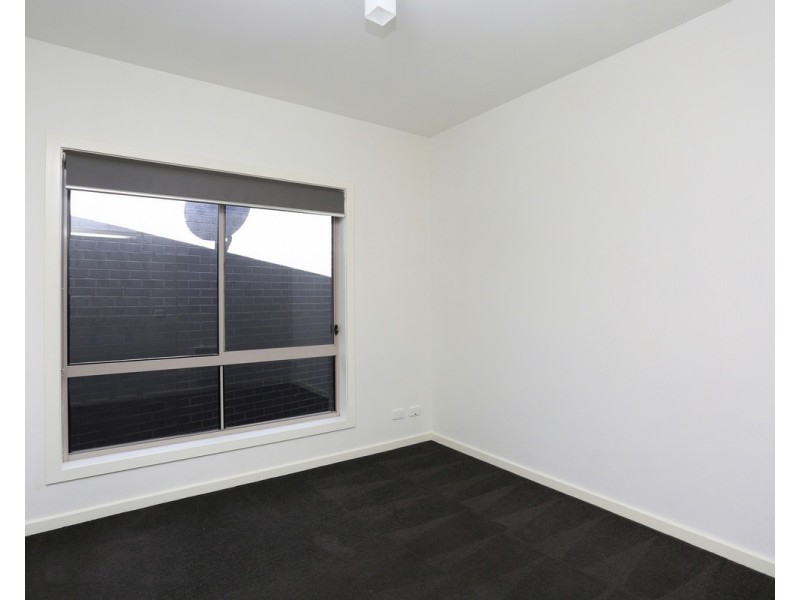 2/87 Tarana Avenue, Glenroy VIC 3046