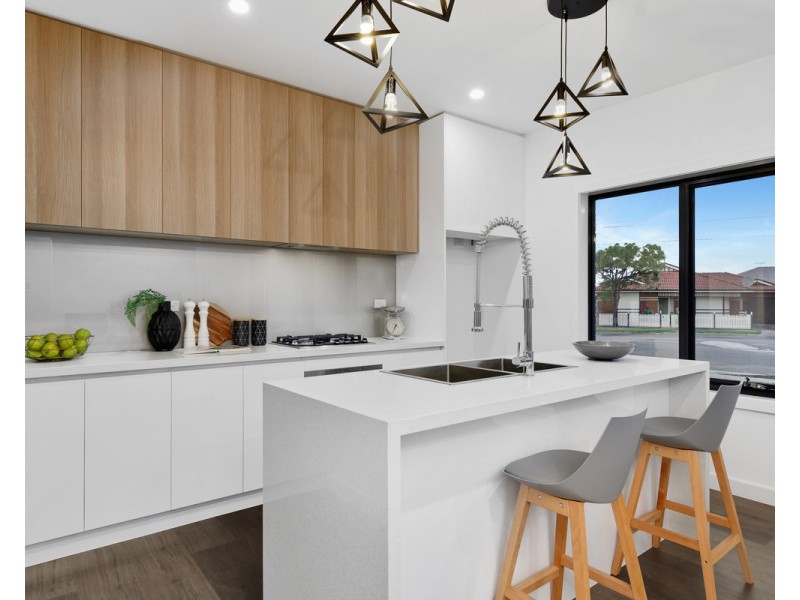 1/4 Bourchier Street, Glenroy VIC 3046