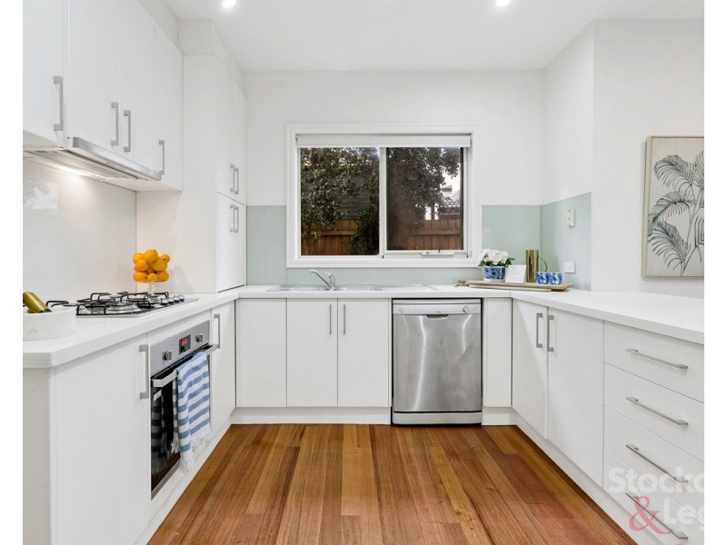 2A Malcolm Street, Oak Park VIC 3046