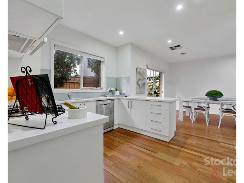 2A Malcolm Street, Oak Park VIC 3046