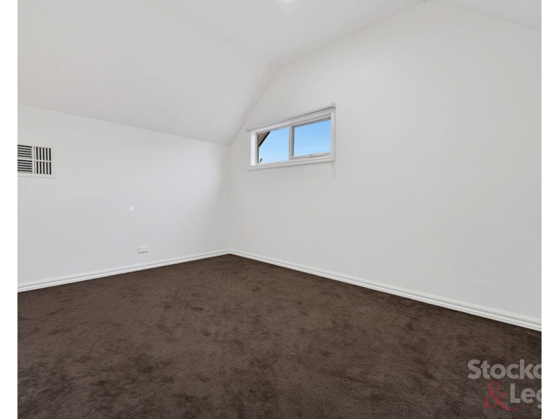 2A Malcolm Street, Oak Park VIC 3046
