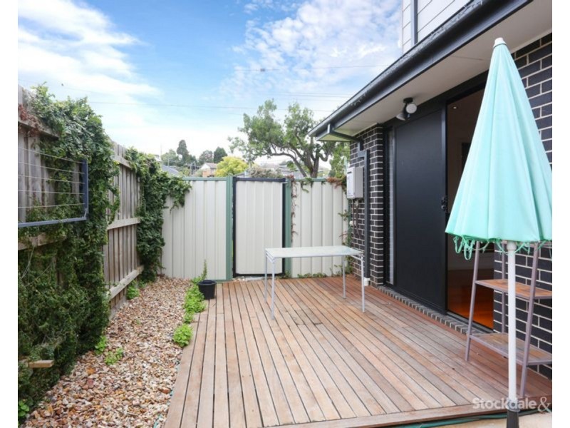 49 Winifred Street, Oak Park VIC 3046