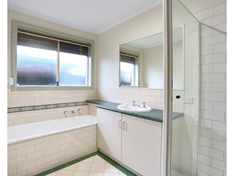 7 LAWRY Place, Meadow Heights VIC 3048