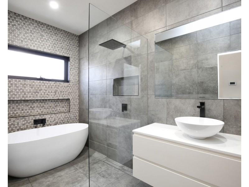 1/21 Sandra Avenue, Fawkner VIC 3060