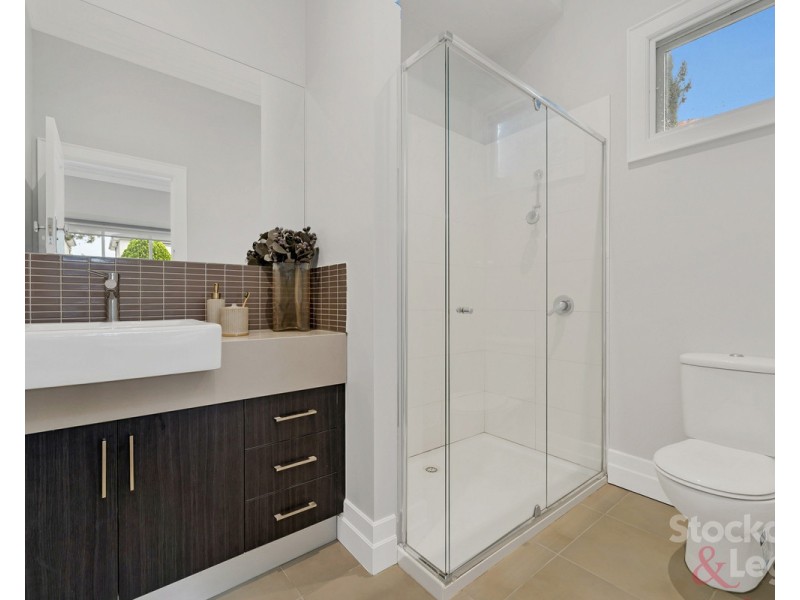 33 Arndt Road, Pascoe Vale VIC 3044