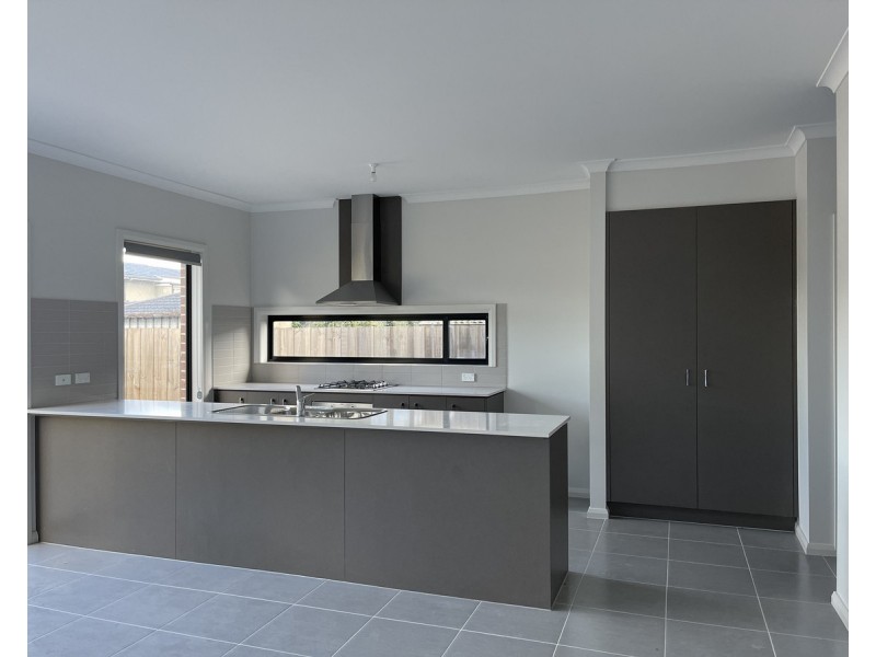 2/38 Hartington Street, Glenroy VIC 3046