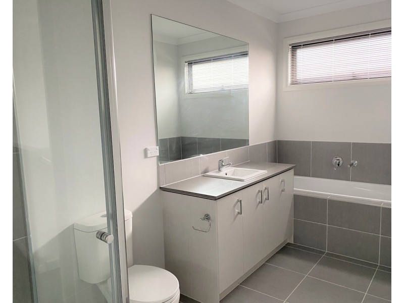 2/38 Hartington Street, Glenroy VIC 3046